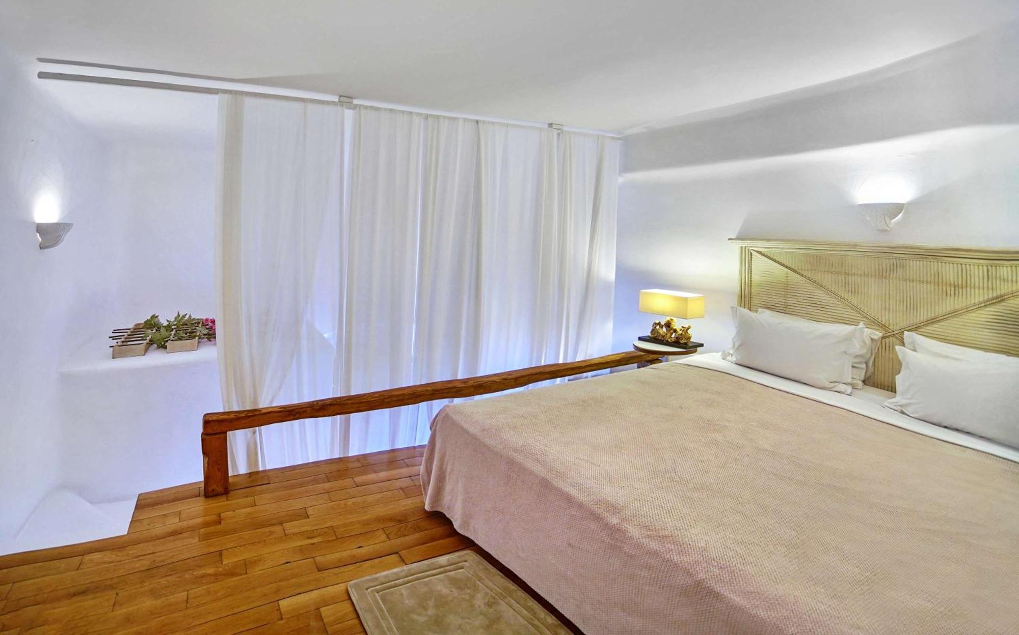M11 - King And Queens - Luxury With Pool & Gym *