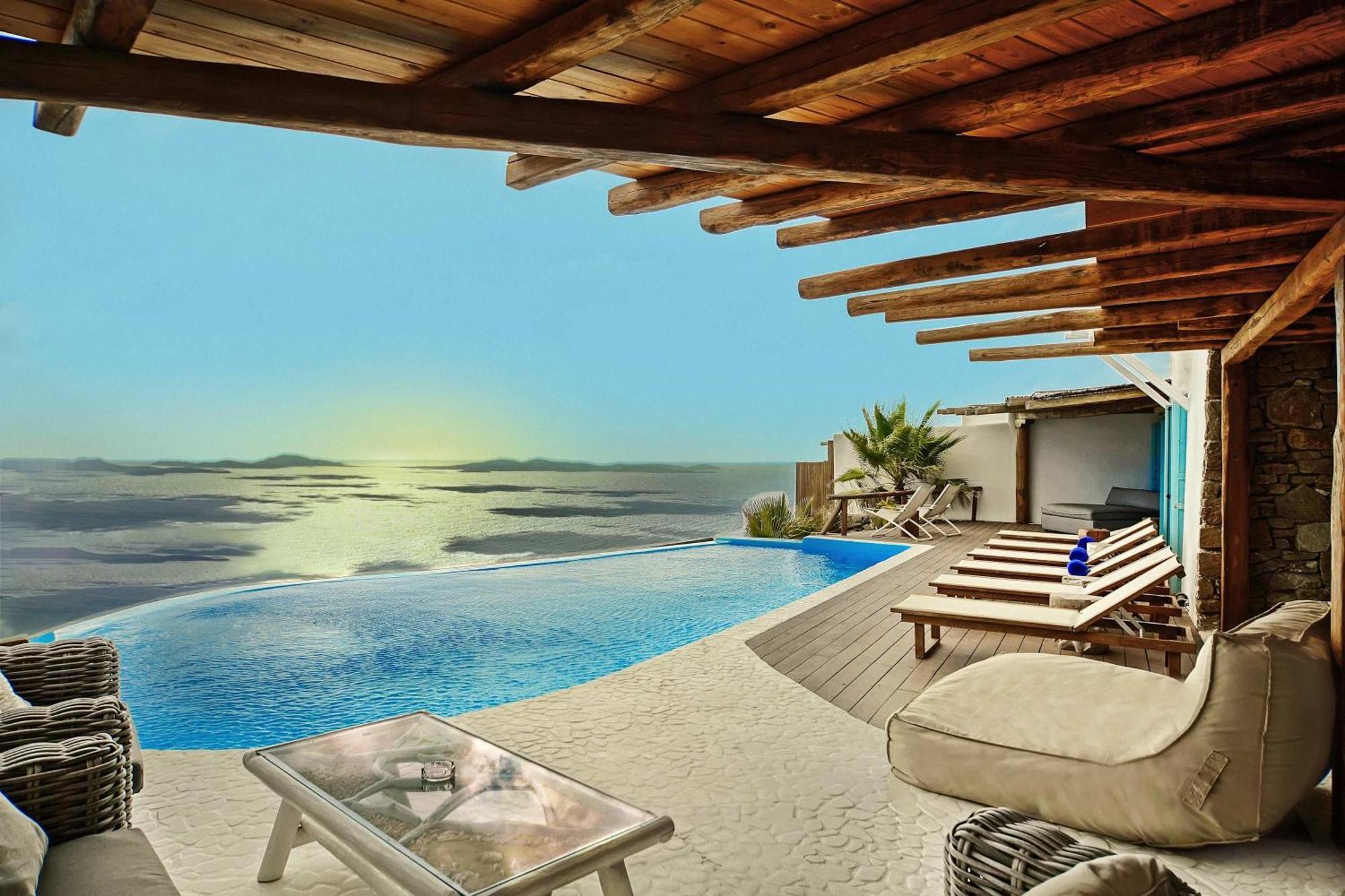 M11 - King And Queens - Luxury With Pool & Gym *