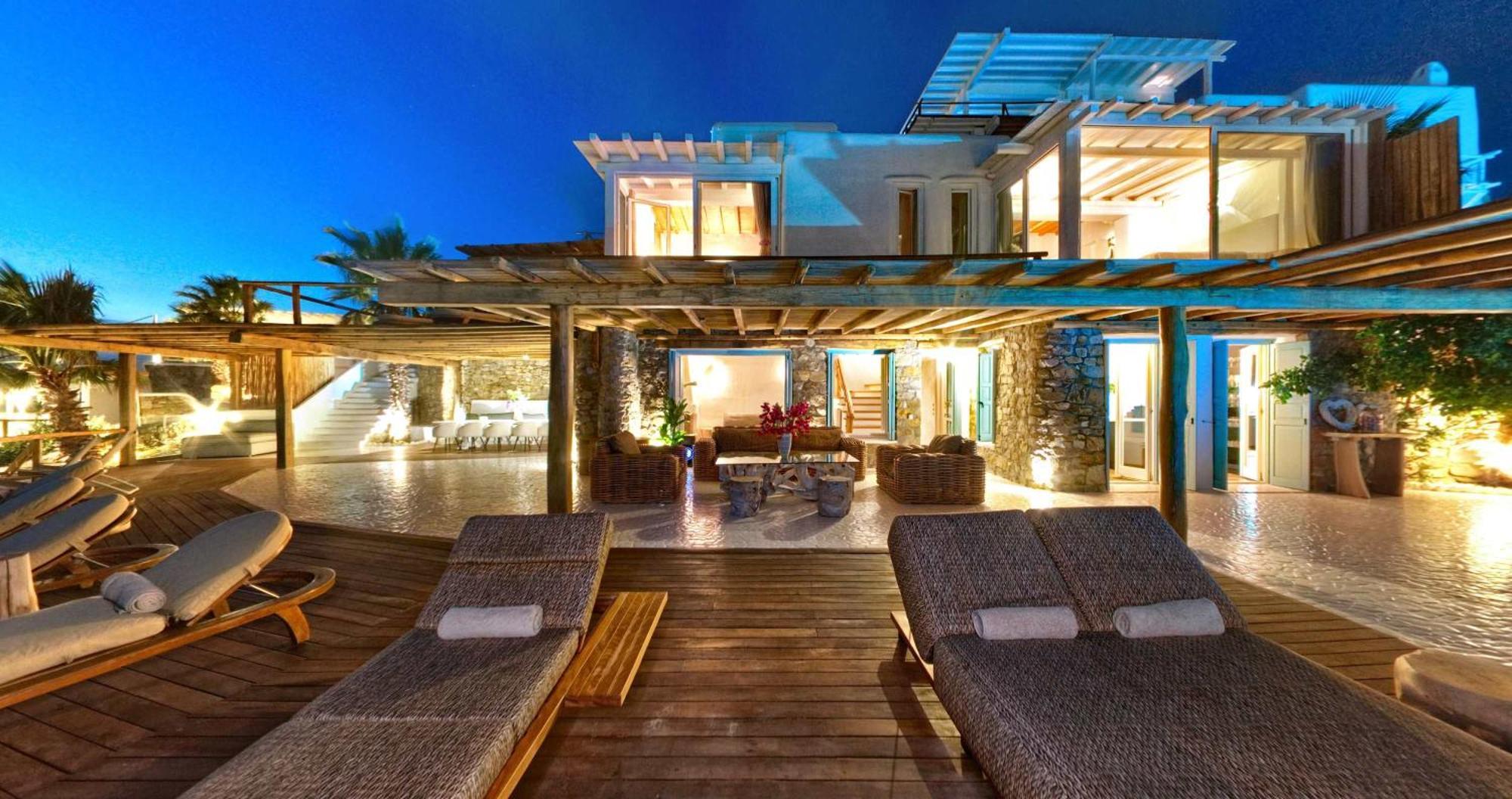 M11 - Seaview - Luxury With Pools & Views Villa *