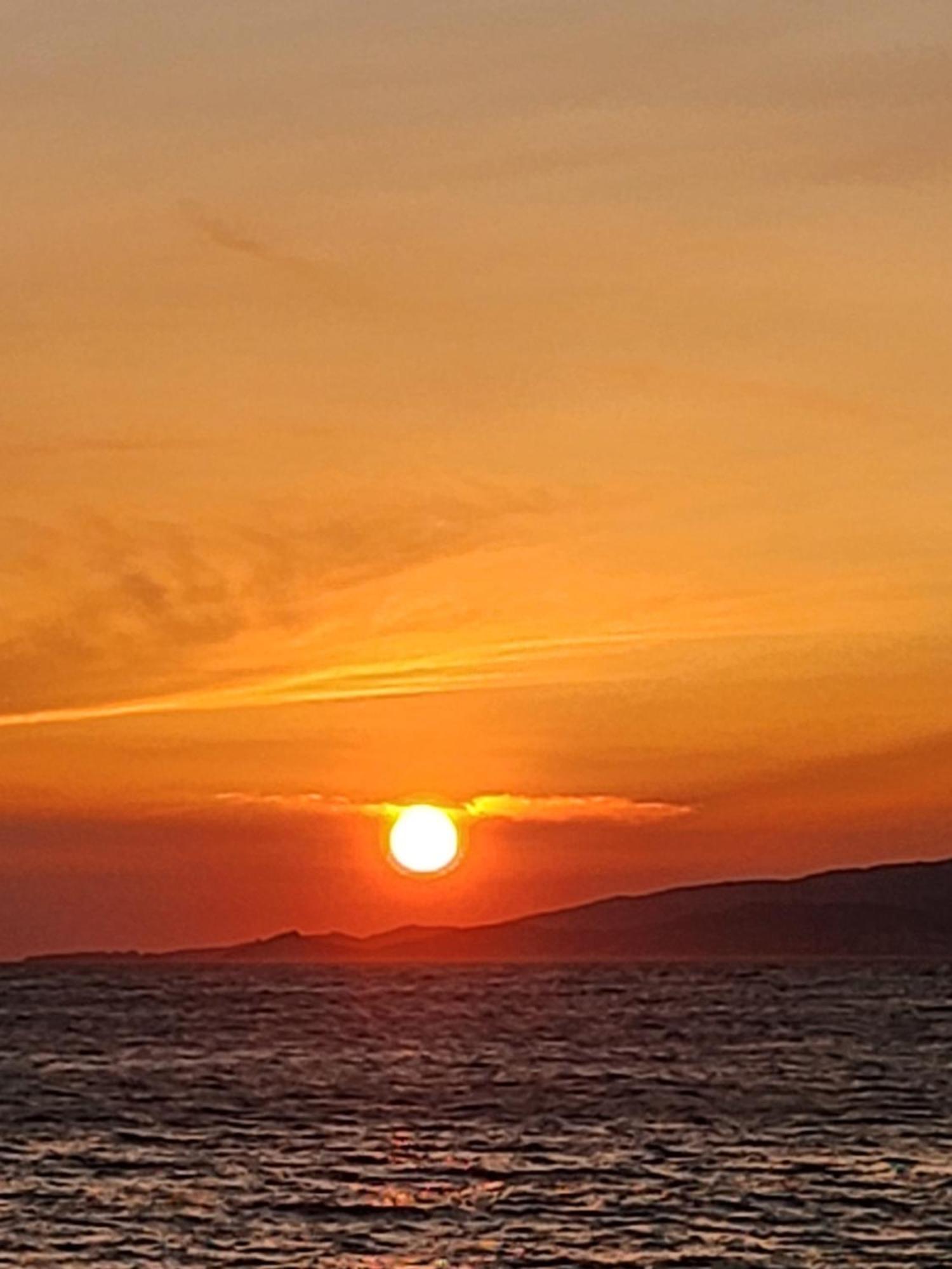 Elli Tropical Luxury Sunset-infinity Pool- Sea Side-near Center Parking Aparthotel *