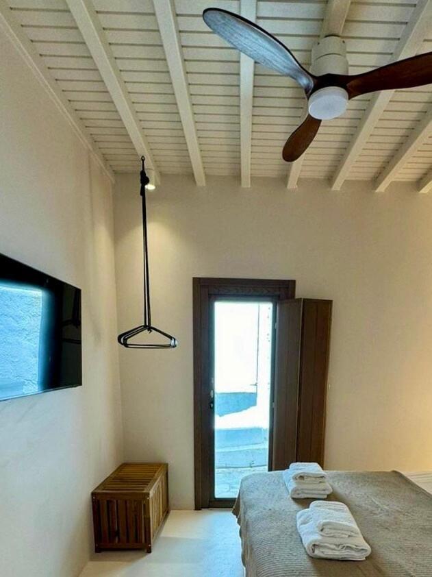 Conte Mykonos I *