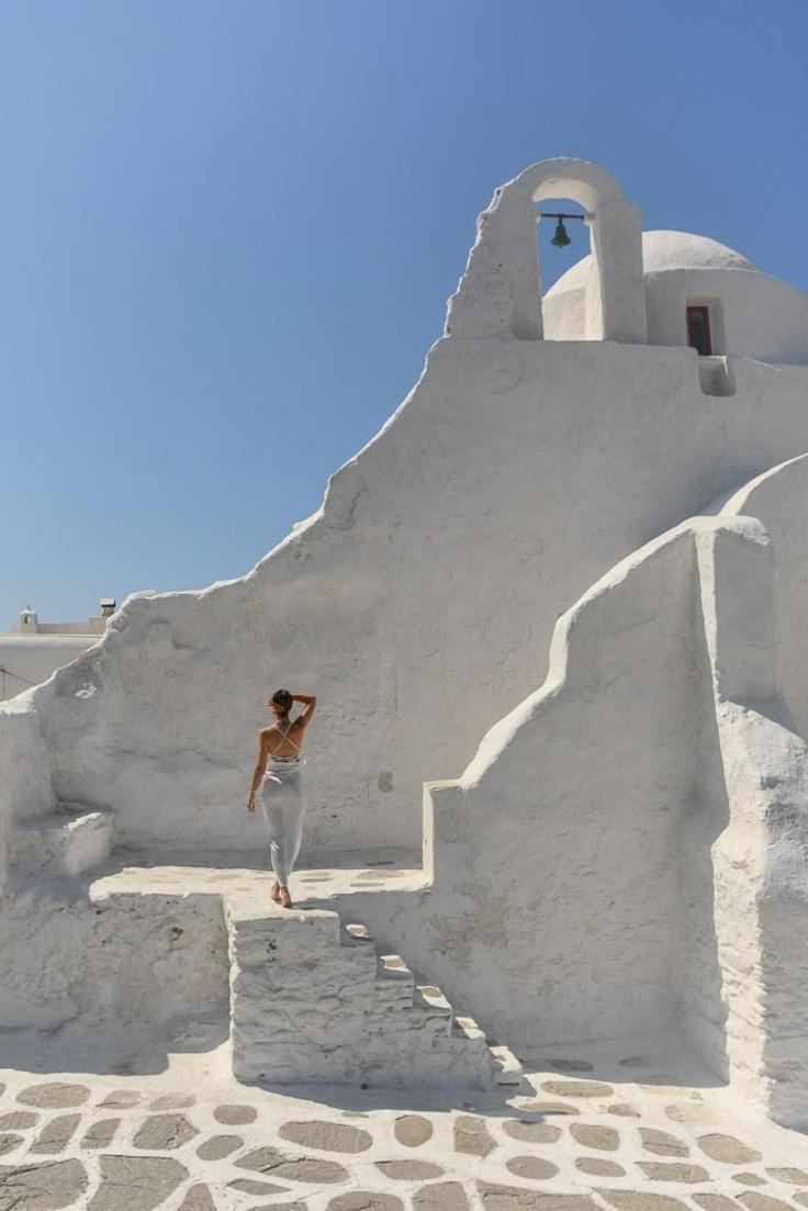 Lolaos 2 Mykonos Town