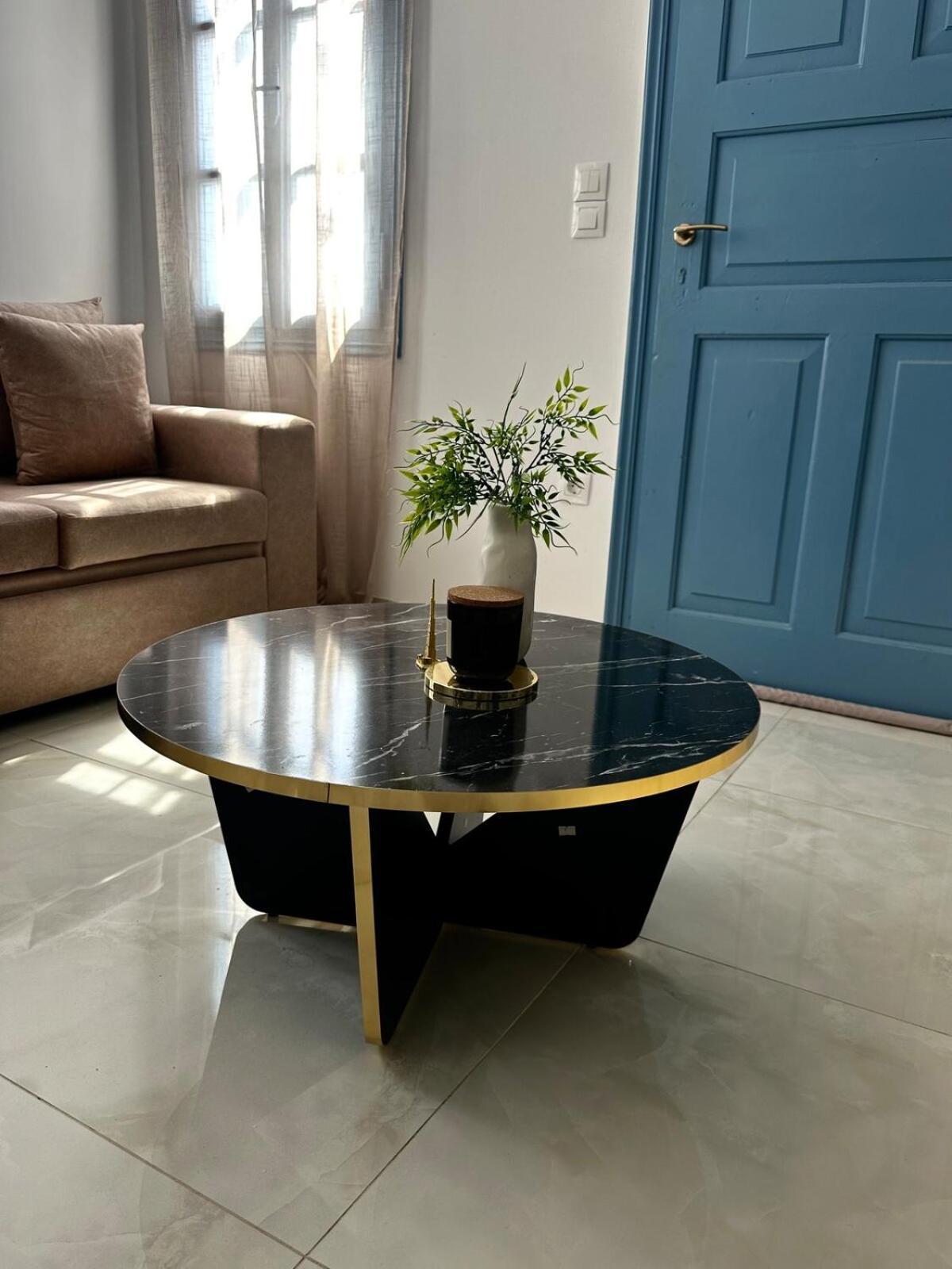 Vision - 300m From Apartment *