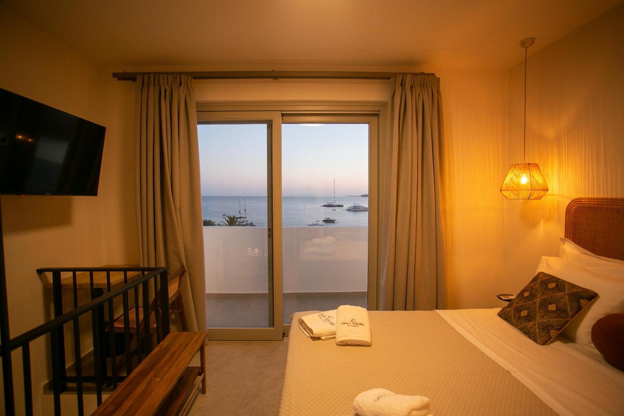 Only Yours , Mykonos * Paraga (Mykonos)