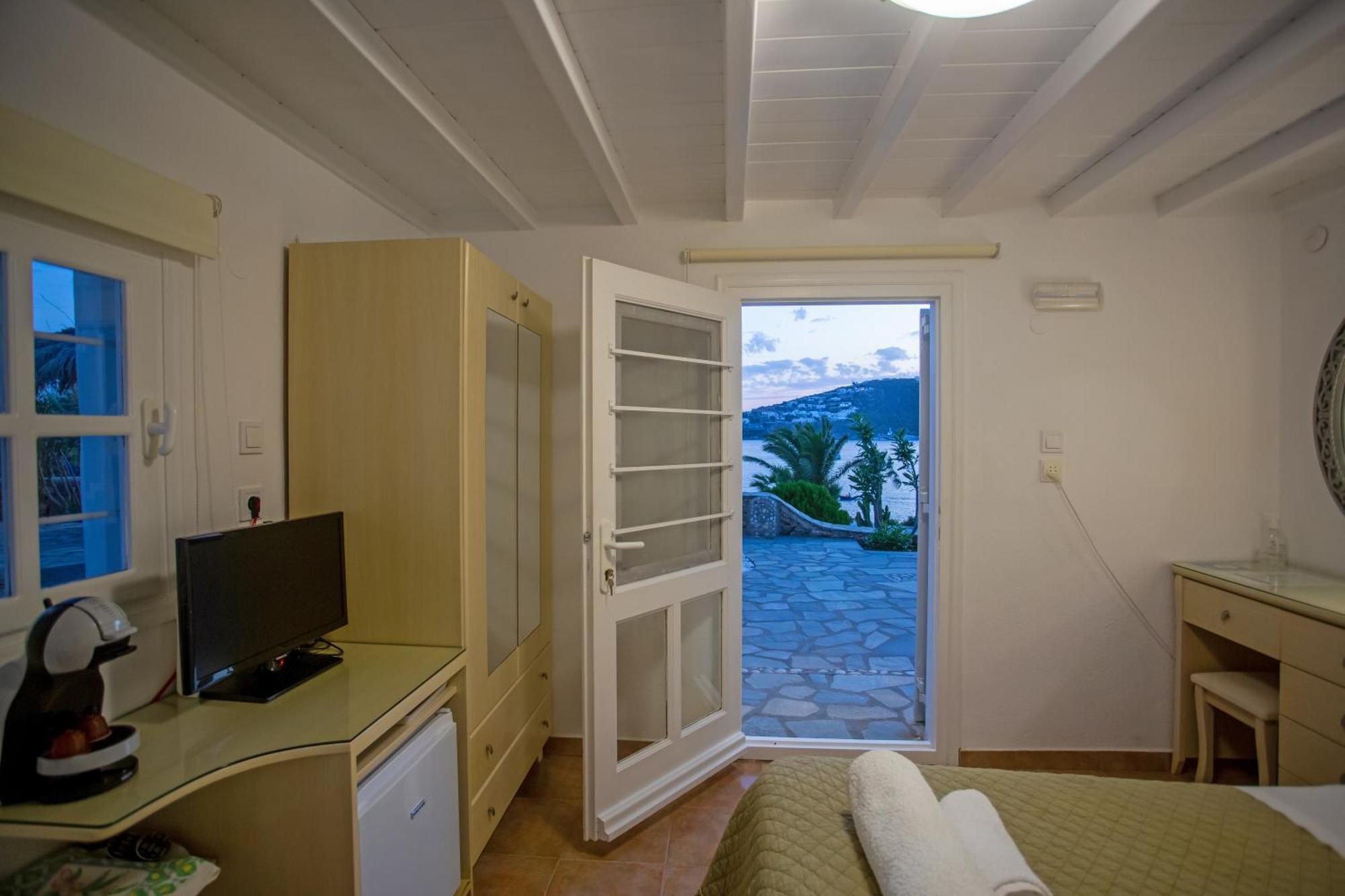 Only Yours , Mykonos * Paraga (Mykonos)