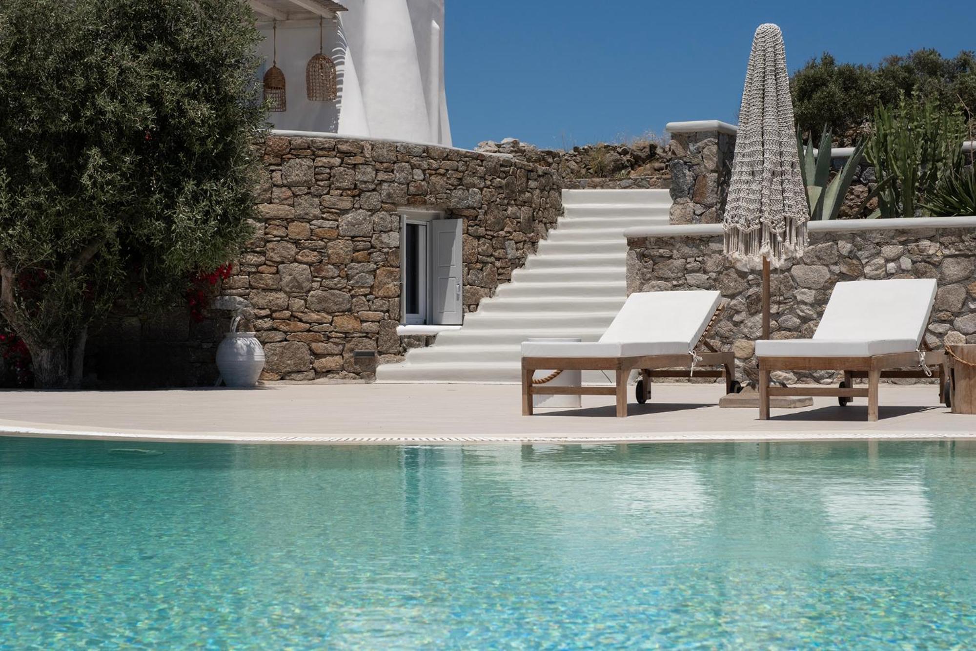 The Mykonian Escape * Mykonos Town