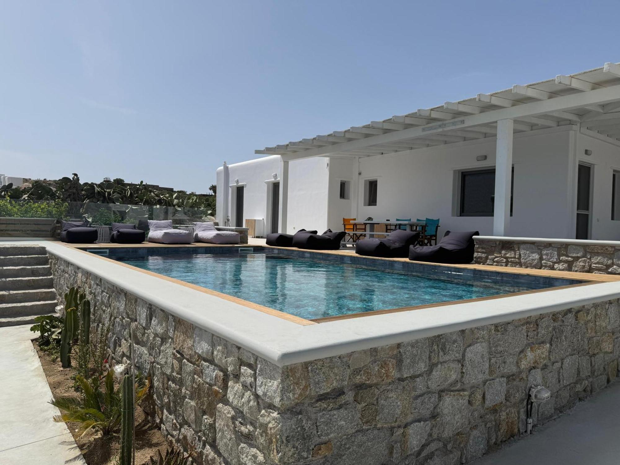 Psaros Village