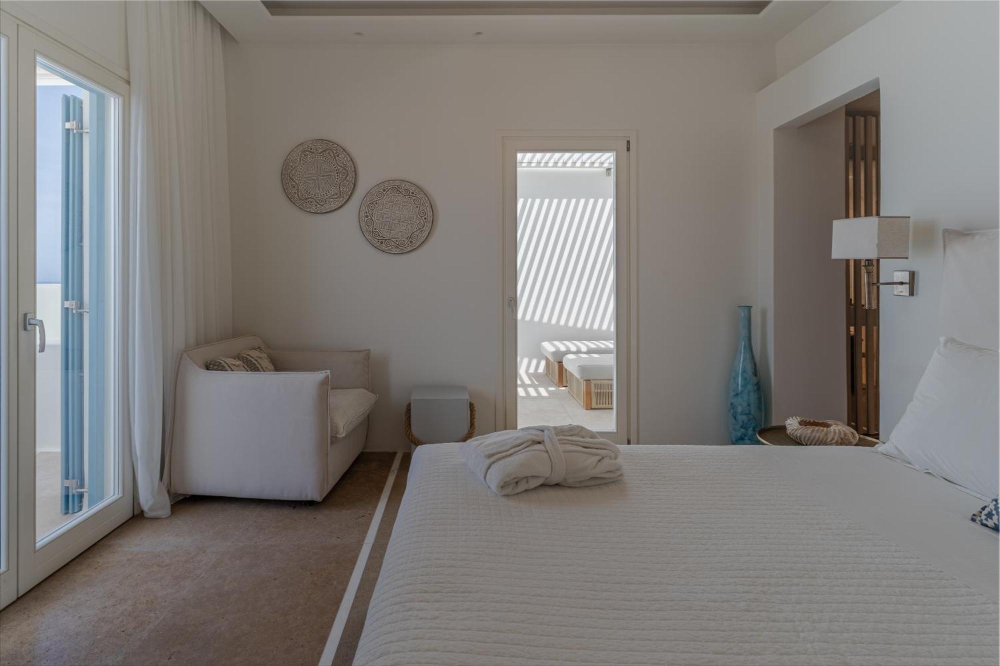 νumi Boutique Hotel
