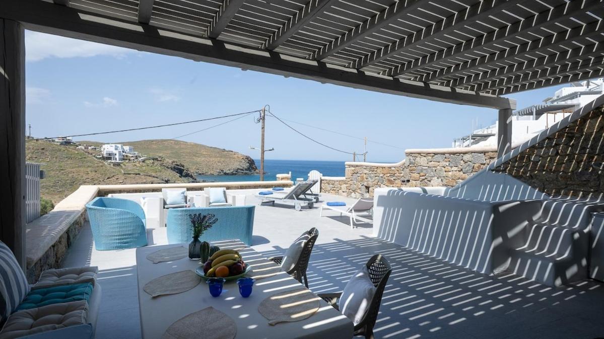 Holiday home Beachfront House With 2 Hot Tubs Panormos (Mykonos)