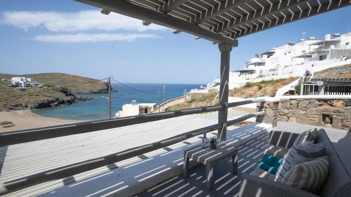 Holiday home Beachfront House With 2 Hot Tubs Panormos (Mykonos)