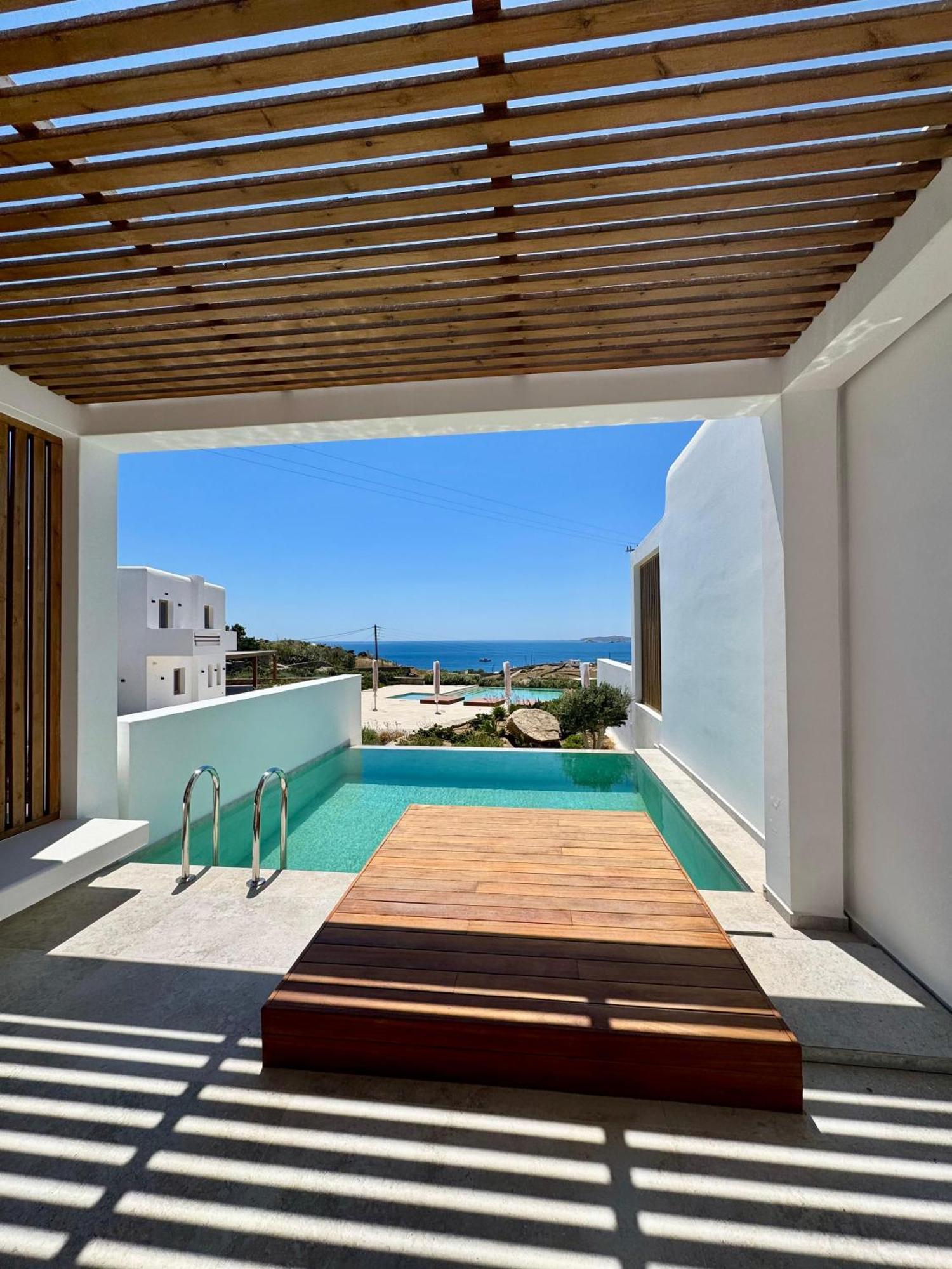 Aelo Mykonos 4*