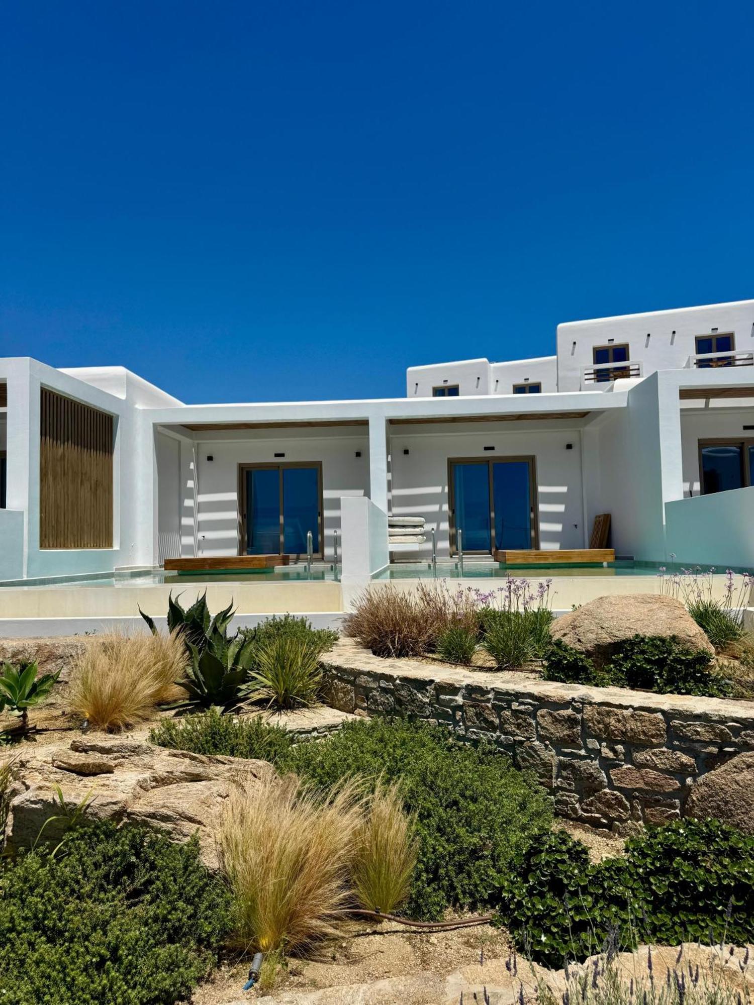 Aelo Mykonos