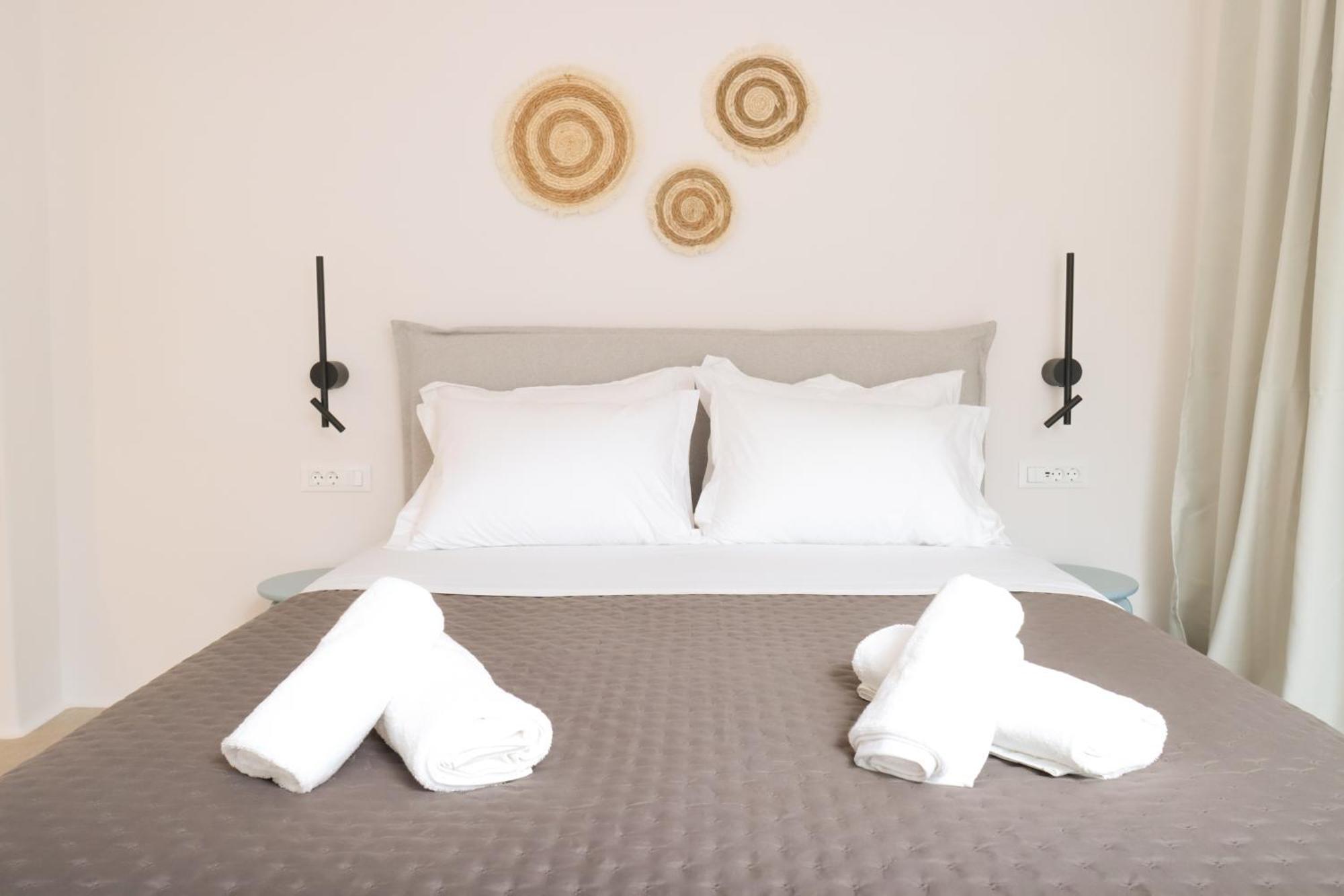 Nisos Mykonos *
