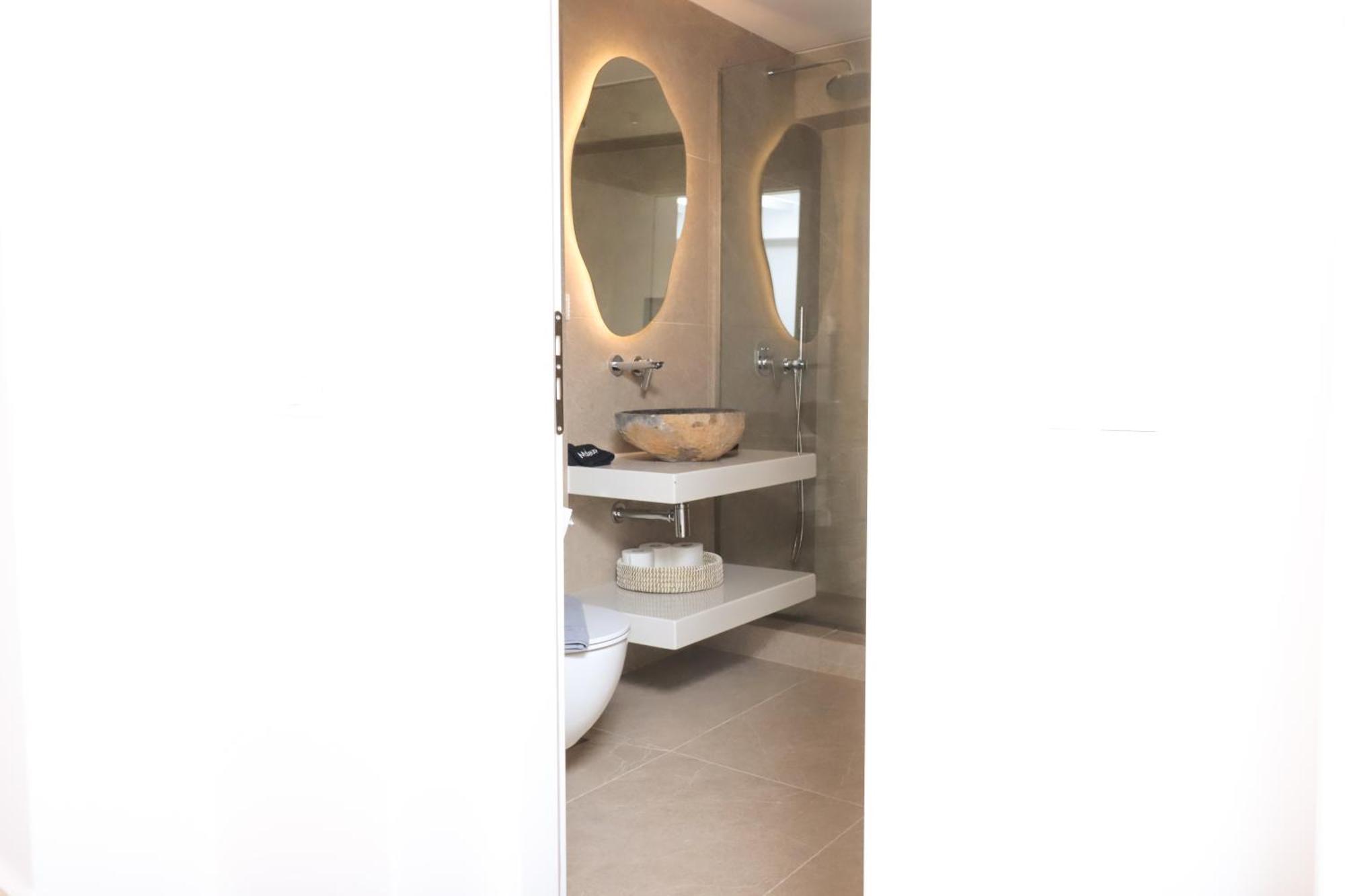 Nisos Mykonos *