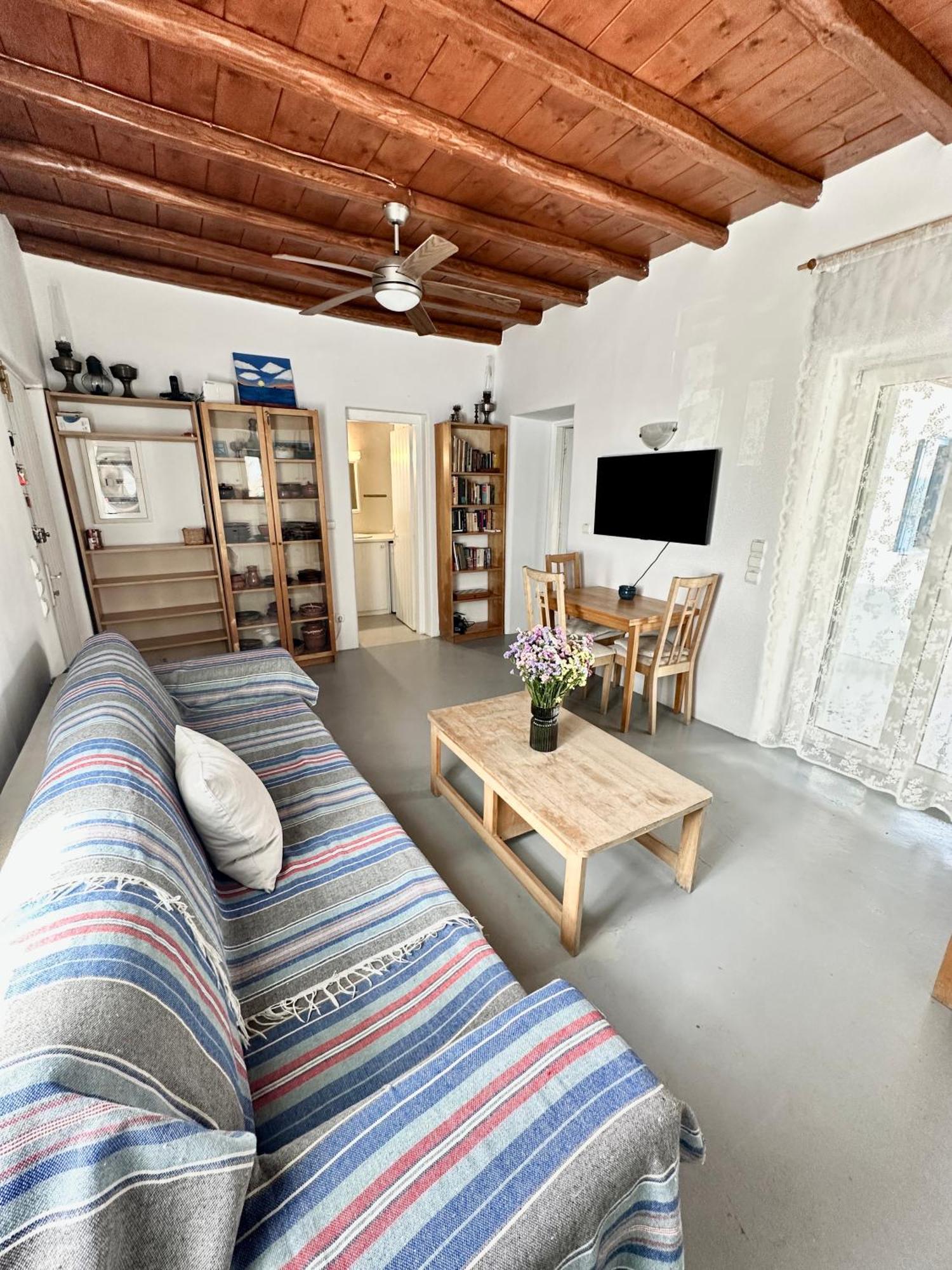 Spacious Traditional Mykonian House * Mykonos Town