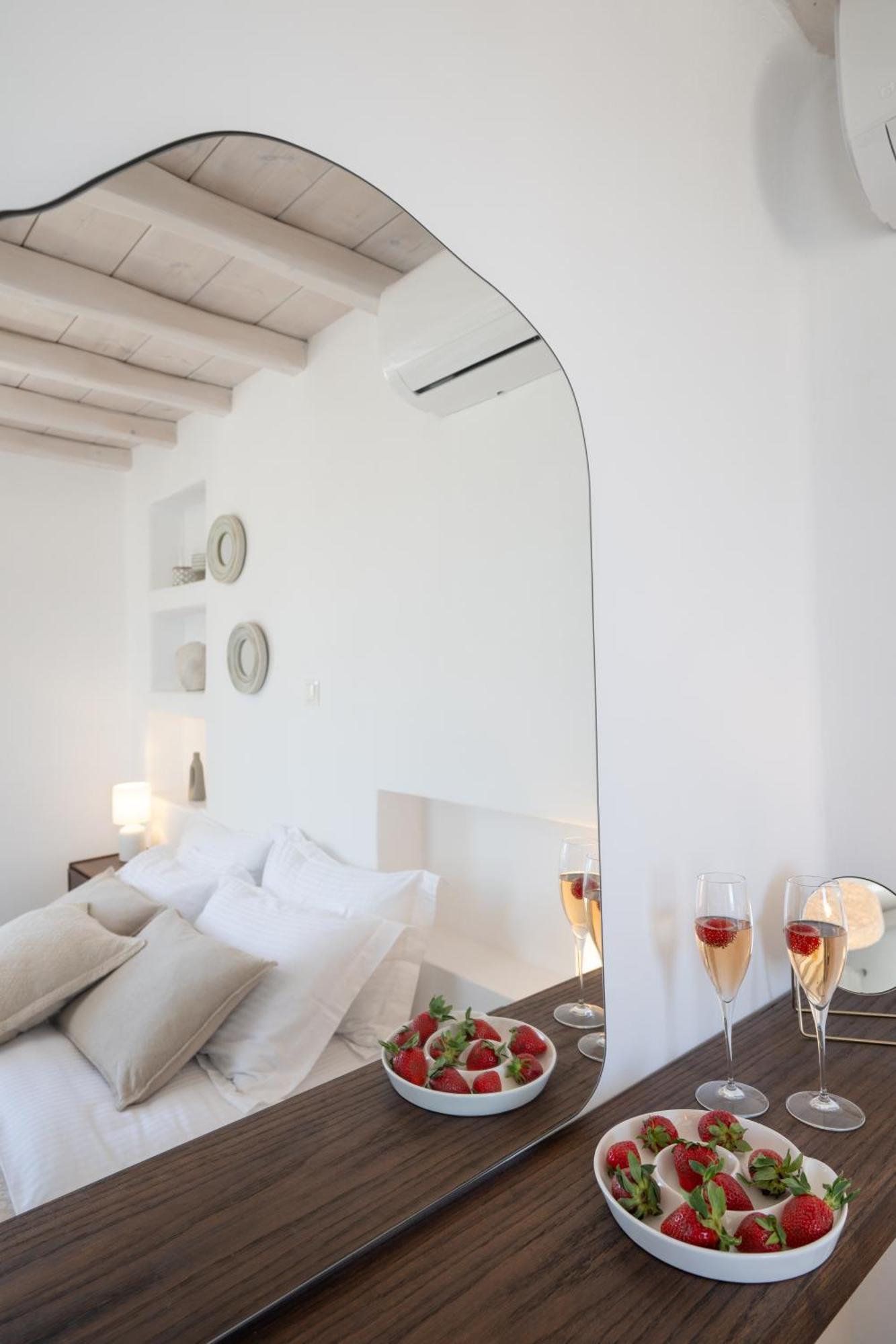 Hotel Myconian Theros Luxury *
