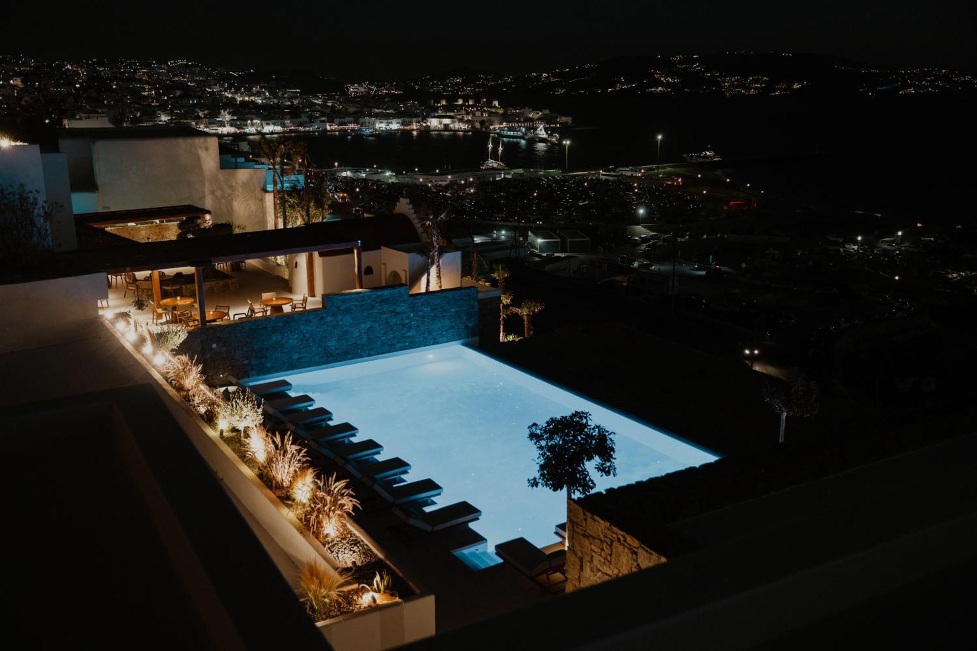Tagoo Hills * Mykonos Town