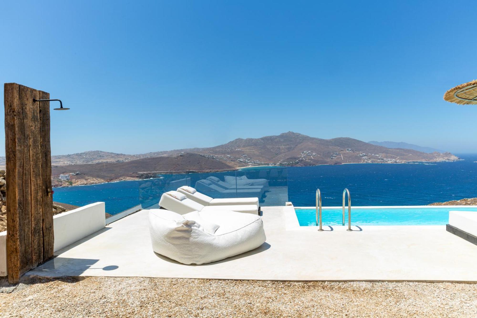 Amaze Mykonos