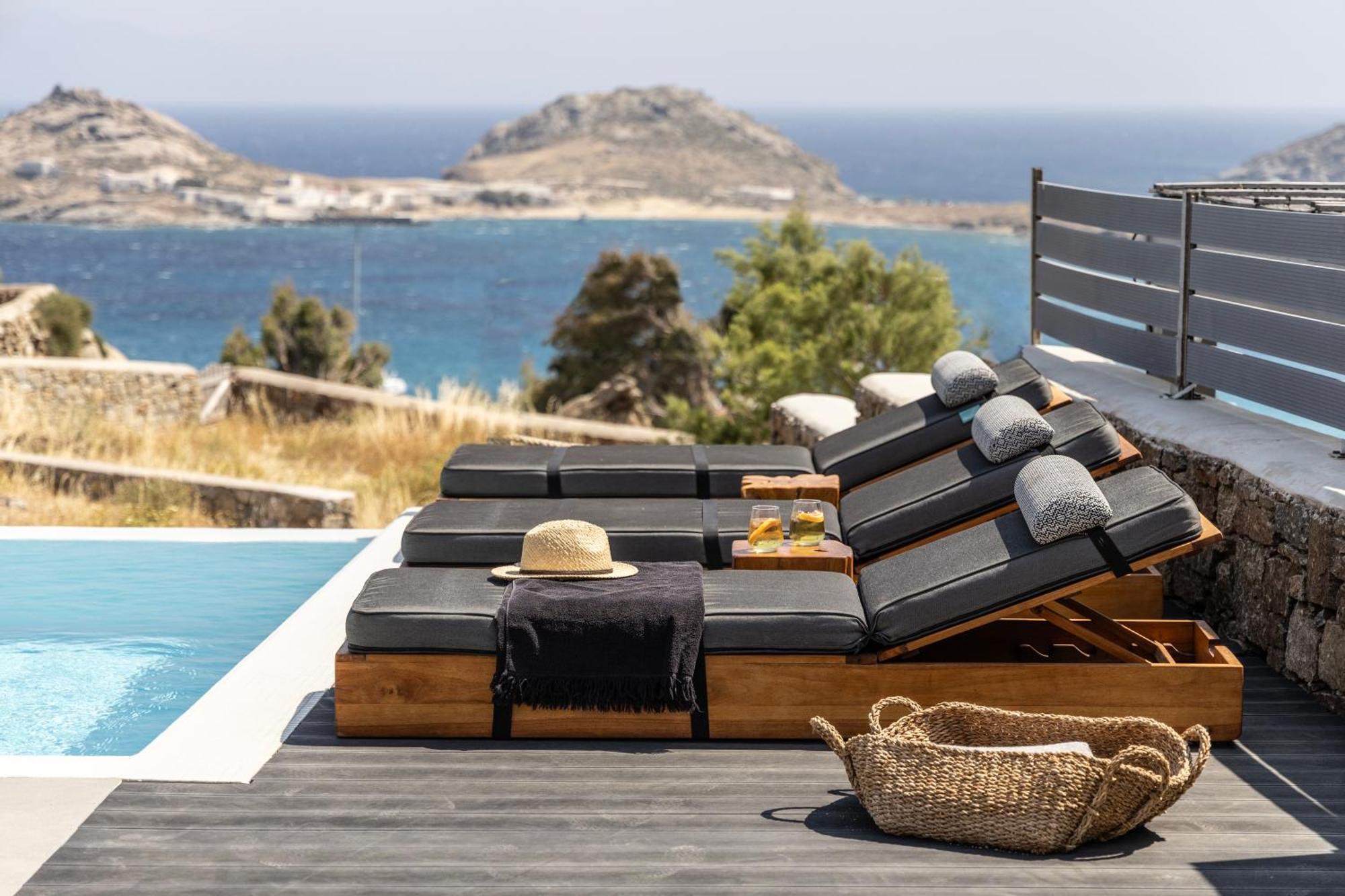 Dream View Villa, 2 Min Walk To The Beach, By Red Windmill Villa *