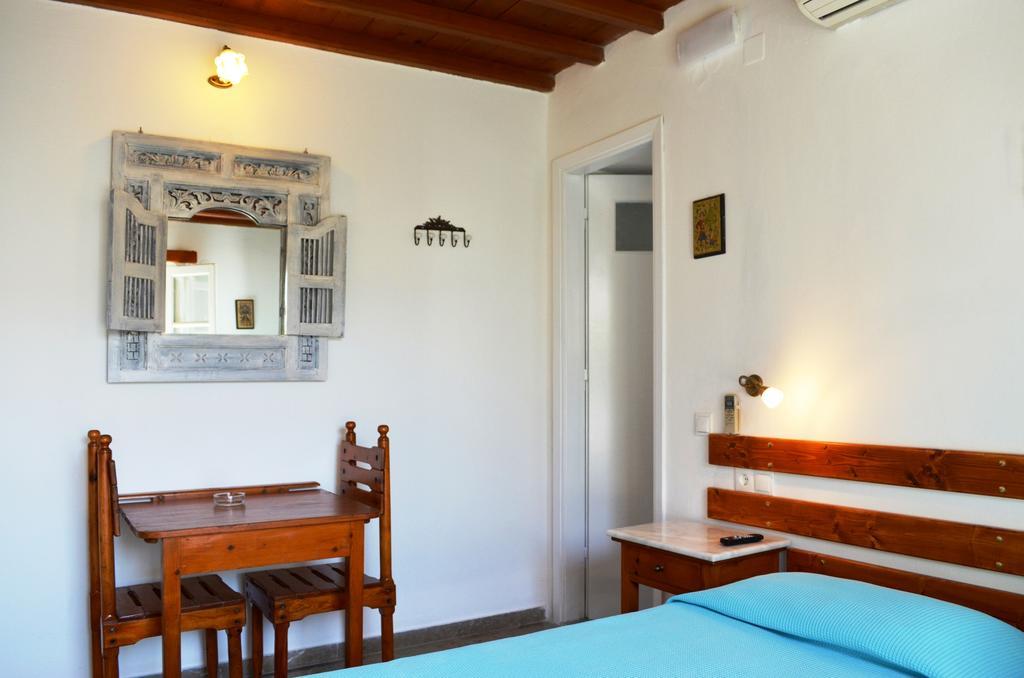 Aparthotel Pinelopi 3*
