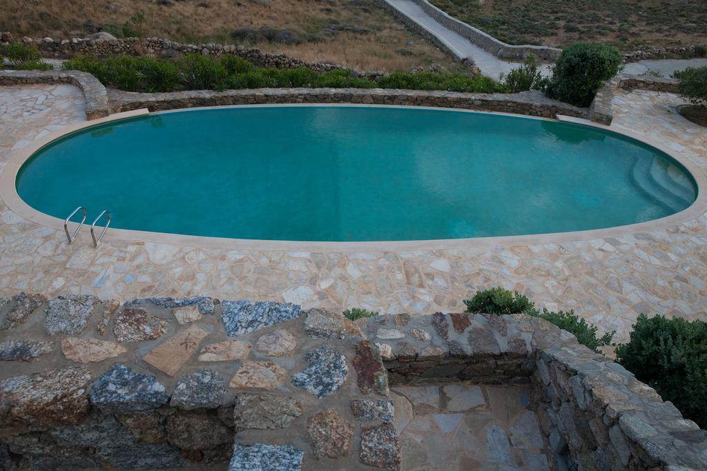 3 Bedroom Cycladic Lia Villa *