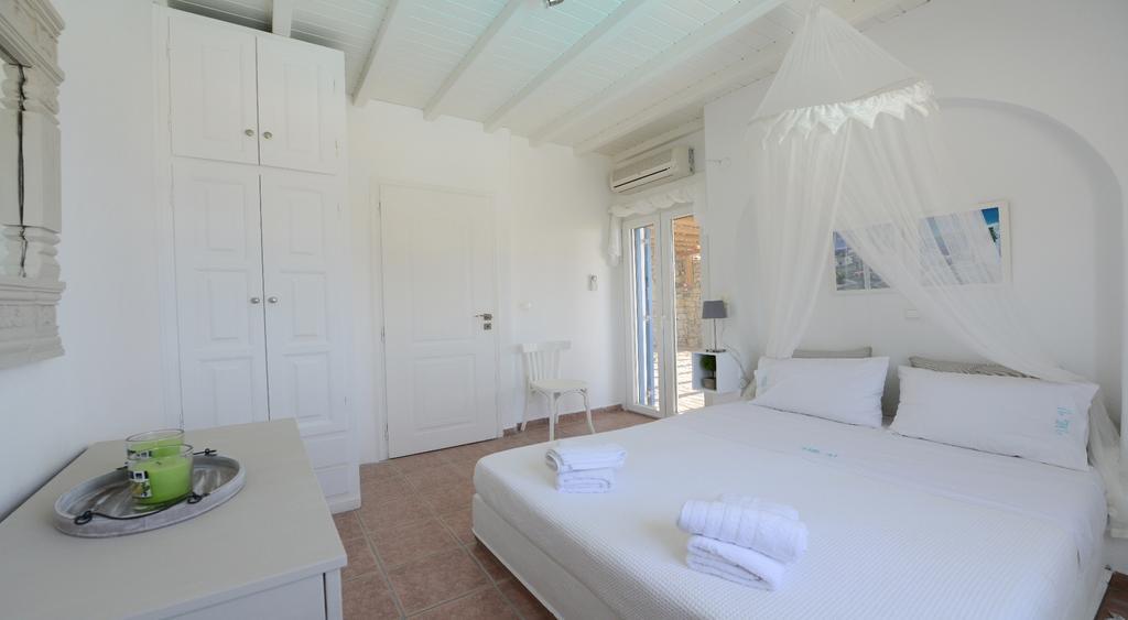 V * Mykonos Town