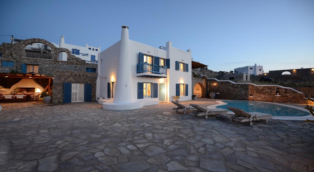 Villa V