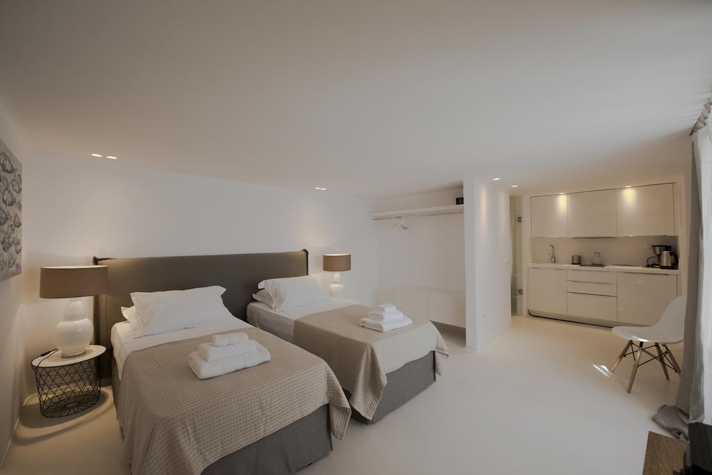 Villa Diles & Mykonos *