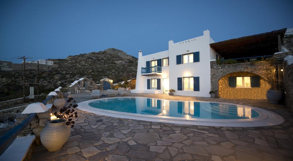 Villa V