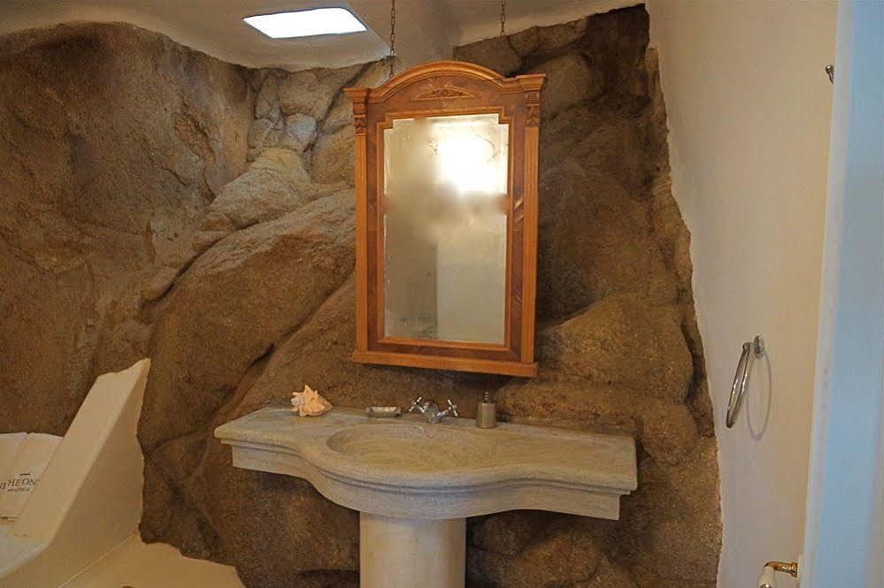 The One Mykonos 4* Agios Ioannis Diakoftis