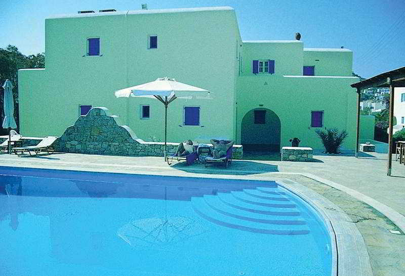 Anemos Aparthotel