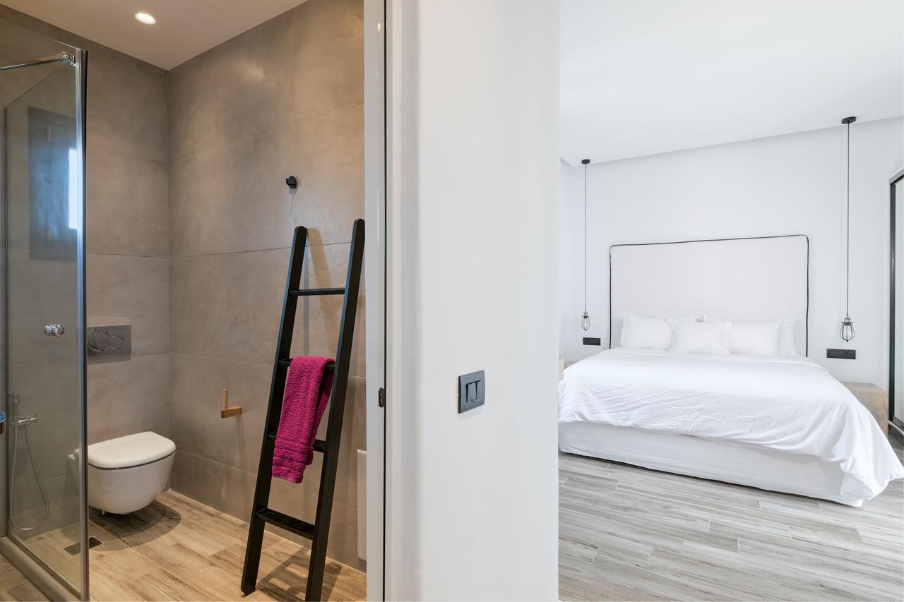 Portes & Mykonos Hotel
