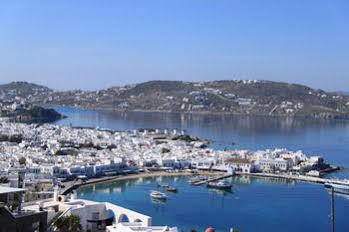 Maroulinas Boutique & Hotel