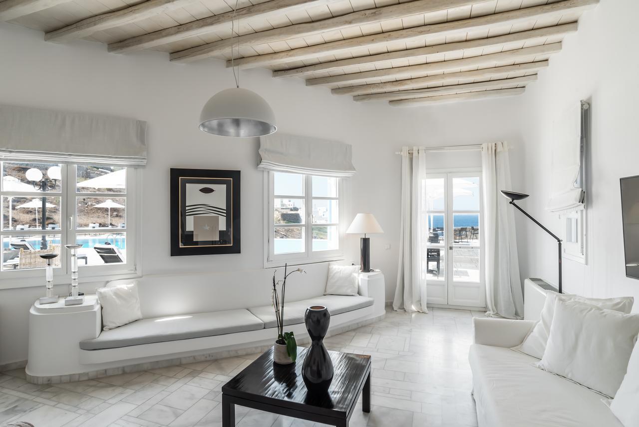 Capo Di Mykonos Hotel 4*