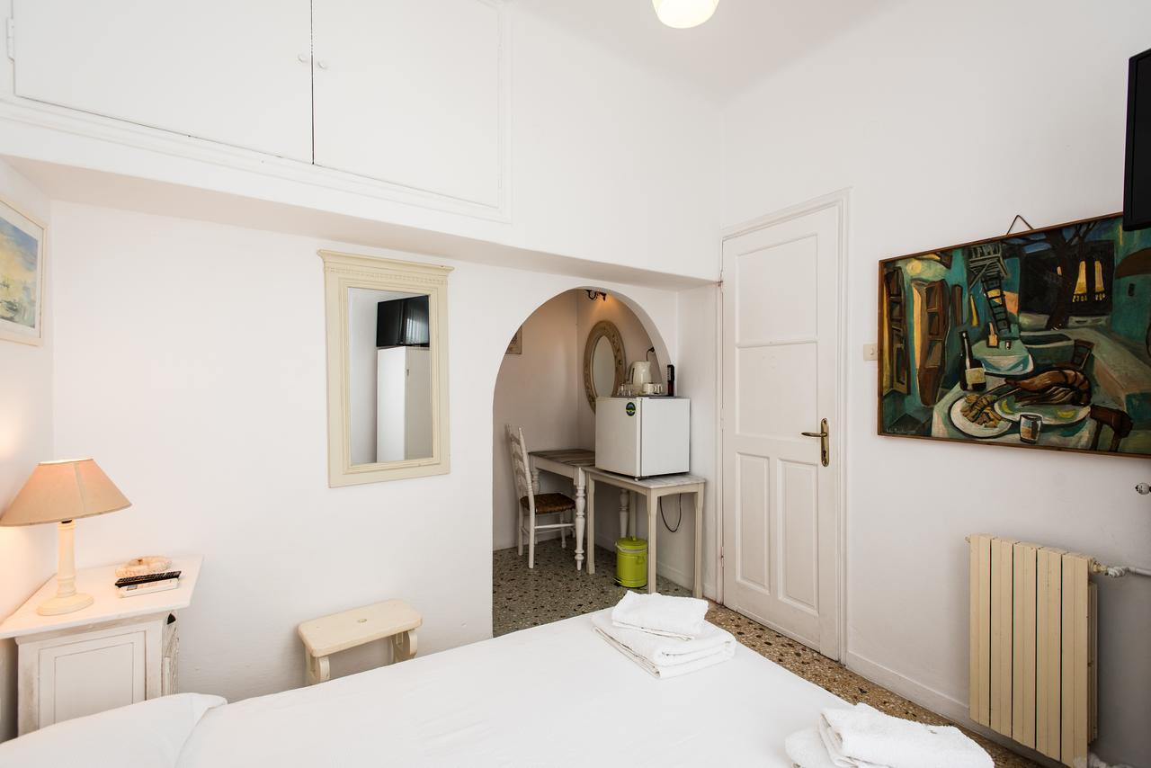 Delphines Hotel Mykonos Town