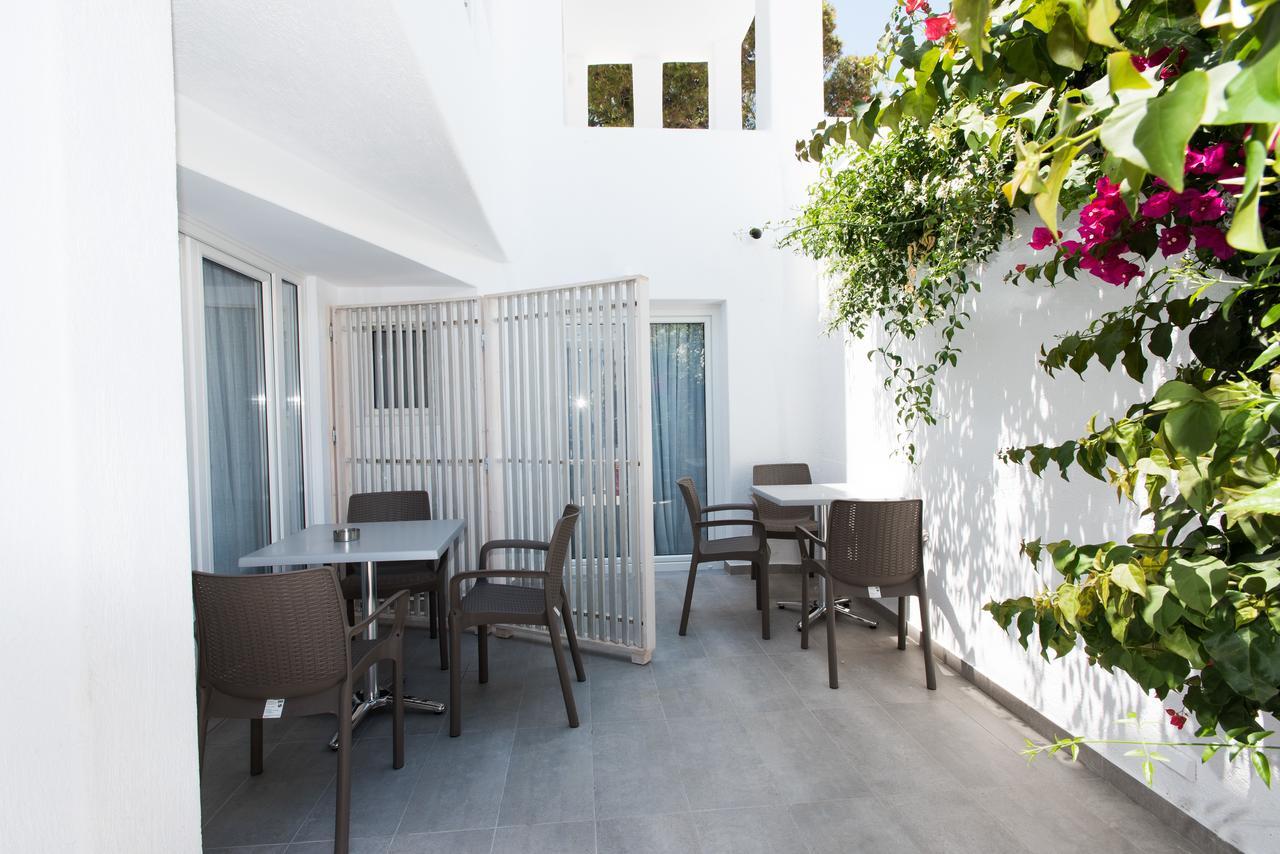 Mina Aparthotel 3*