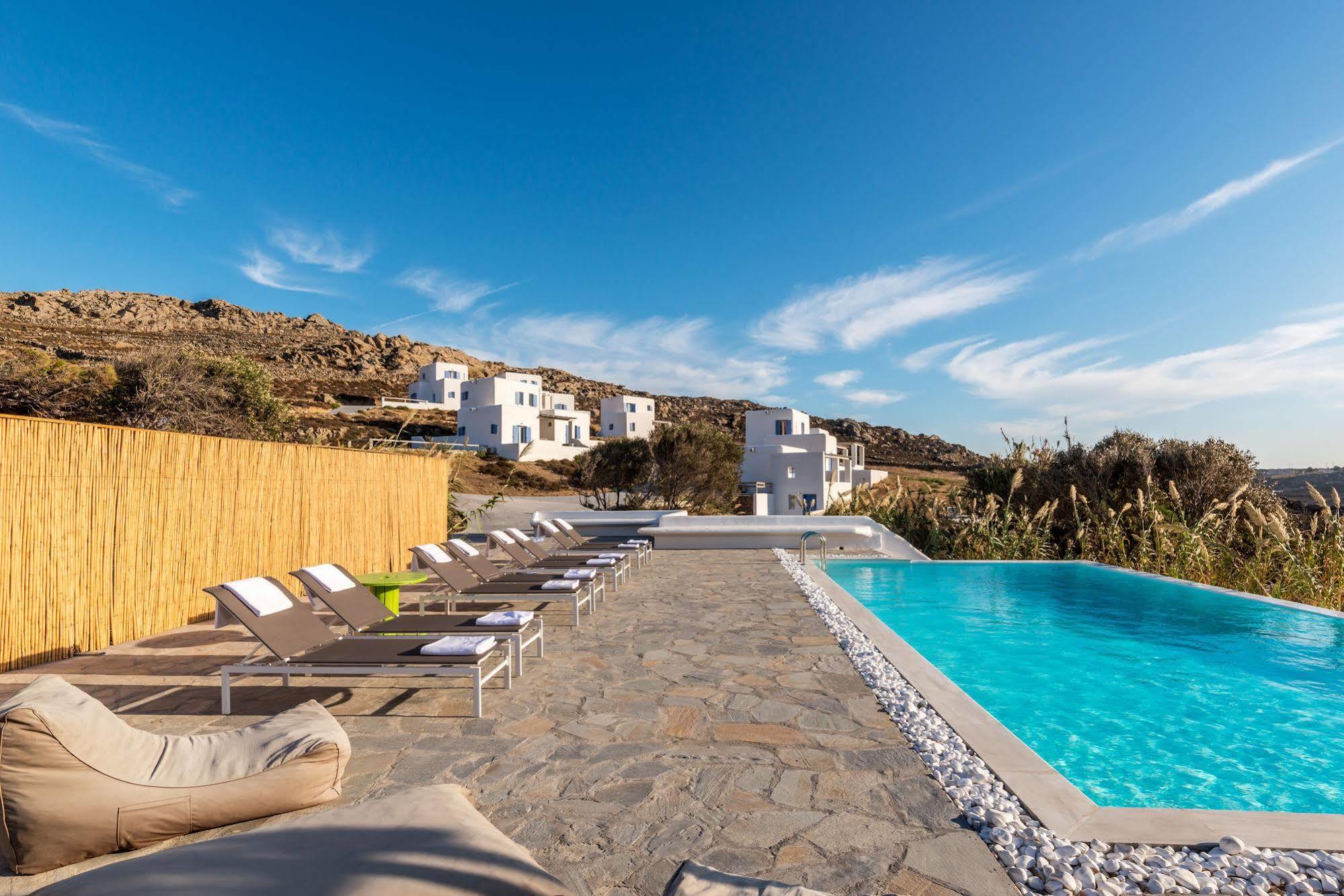 Electra Village 3*