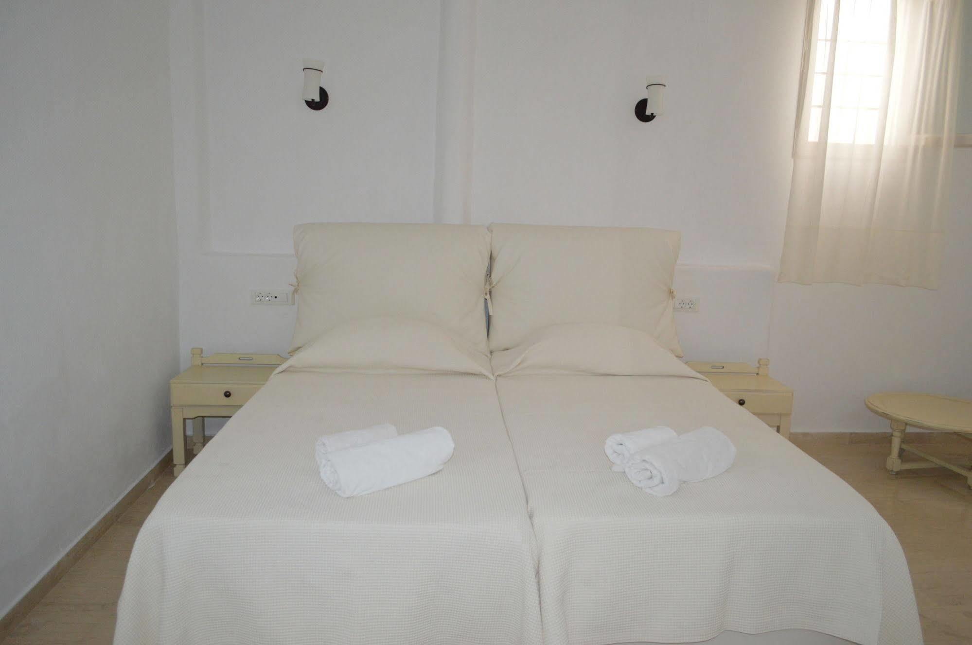 Panthea Aparthotel Agios Ioannis Diakoftis