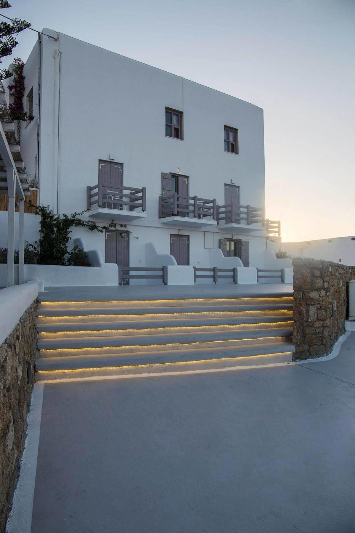 Three Shades Mykonos Hotel