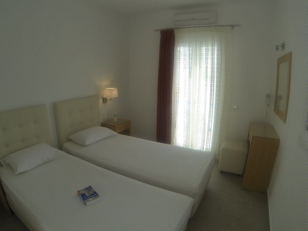 Hotel Suites 2*