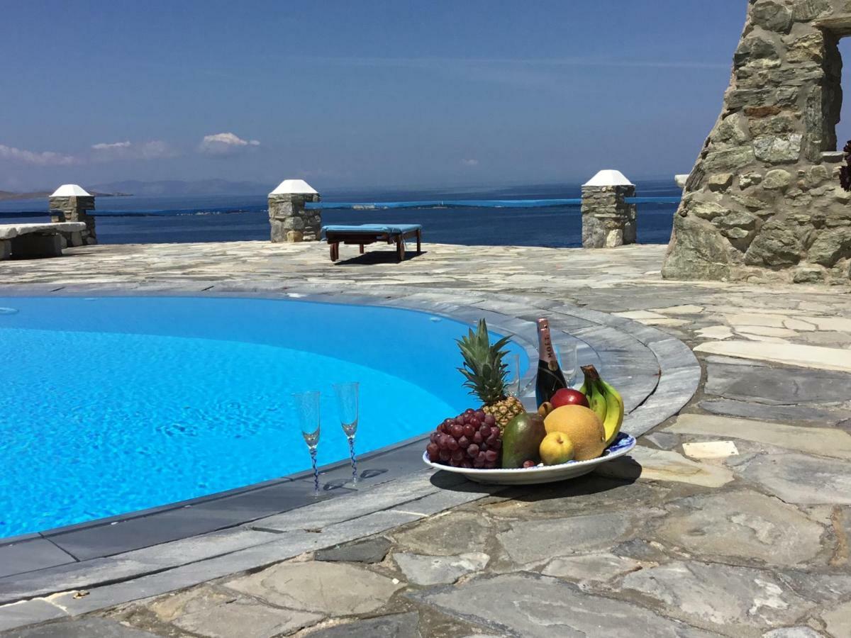Villa Cavo Delos *