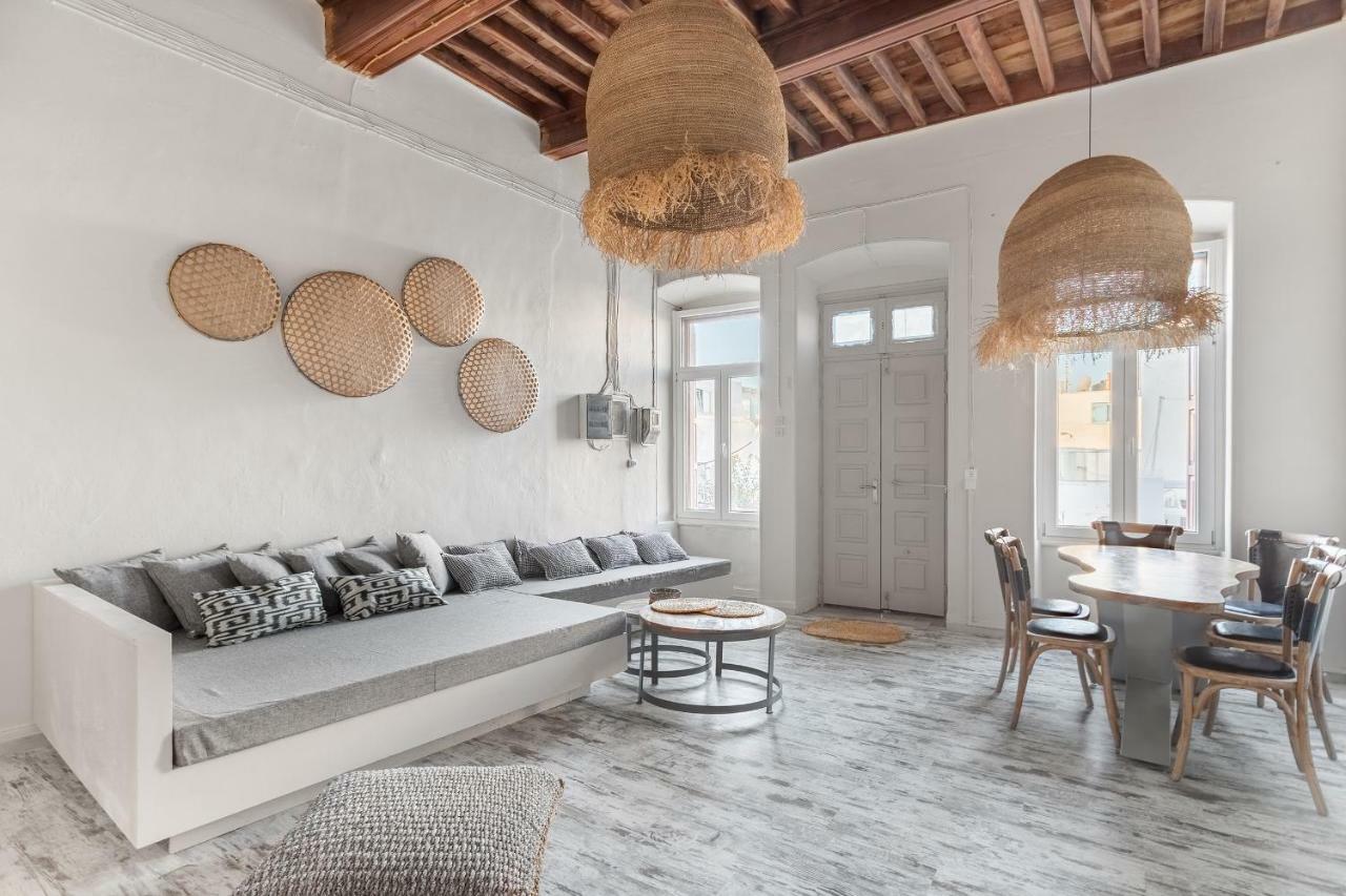 Cosmo Luxe * Mykonos Town