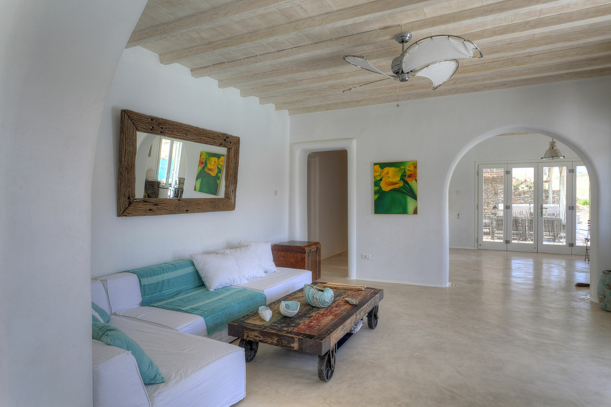 Barbarossa - Elegant Beachfront Retreat With Heated Pool & Outdoor Gym
