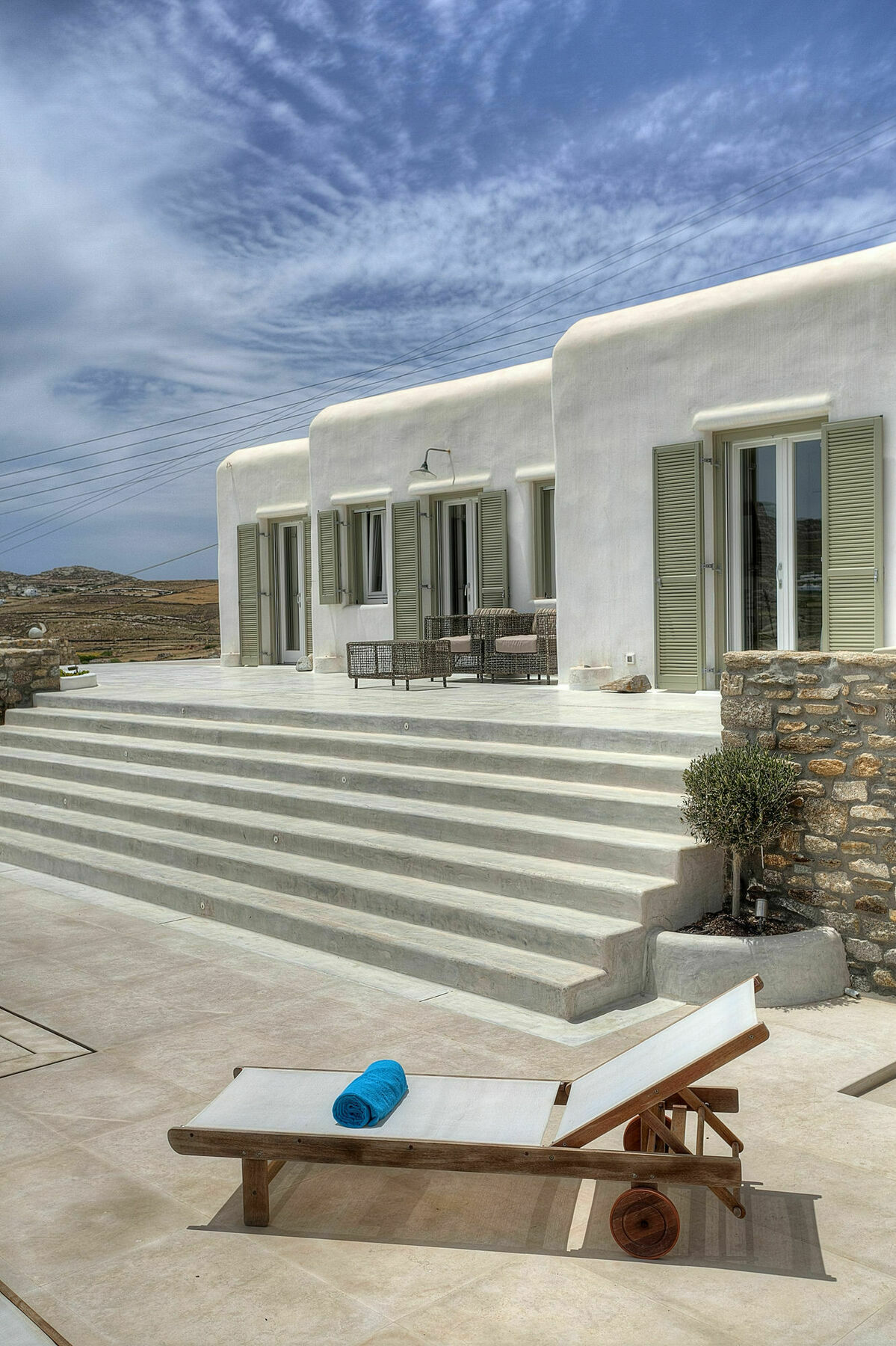 Barbarossa - Elegant Beachfront Retreat With Heated Pool & Outdoor Gym
