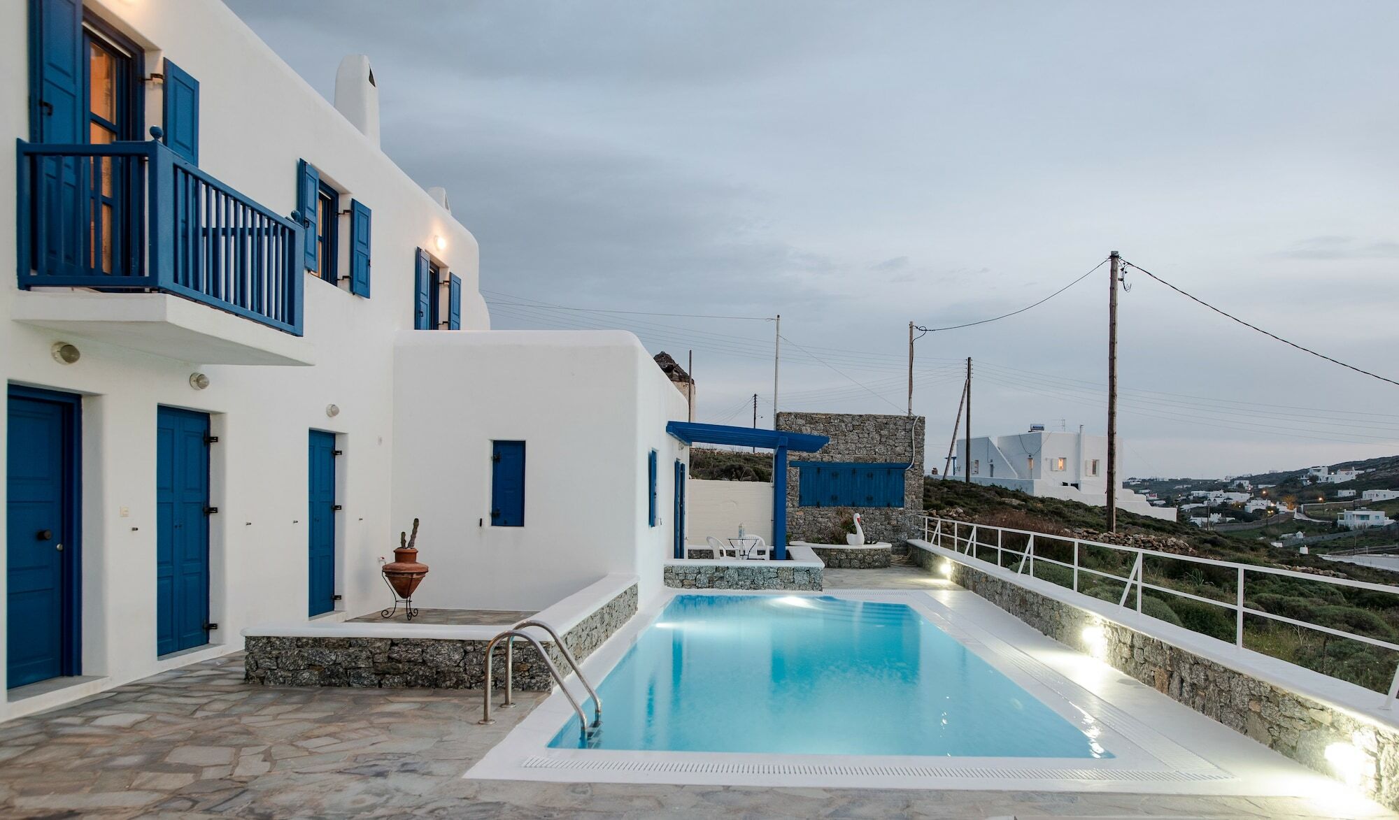 Mykonos Pro-care Ano Mera