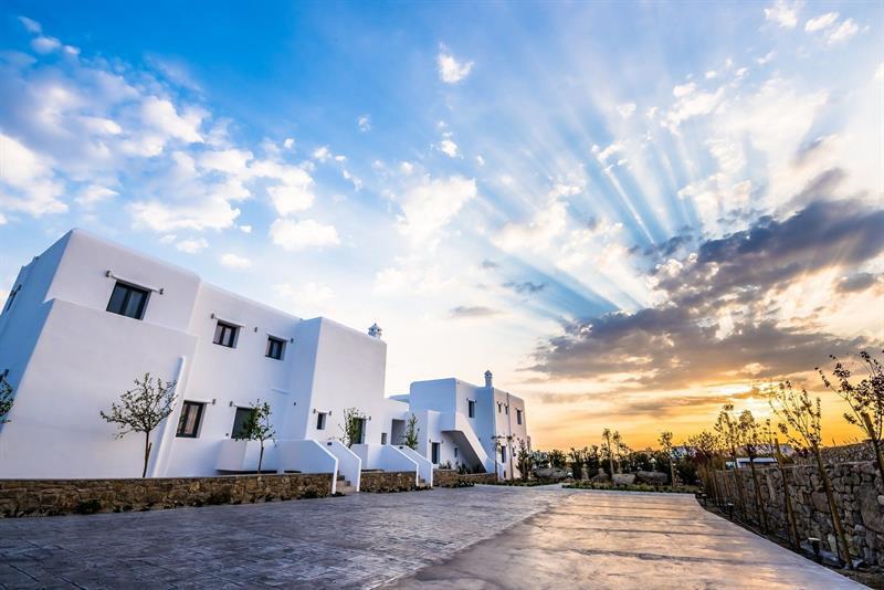 Portes & Mykonos Hotel 4*