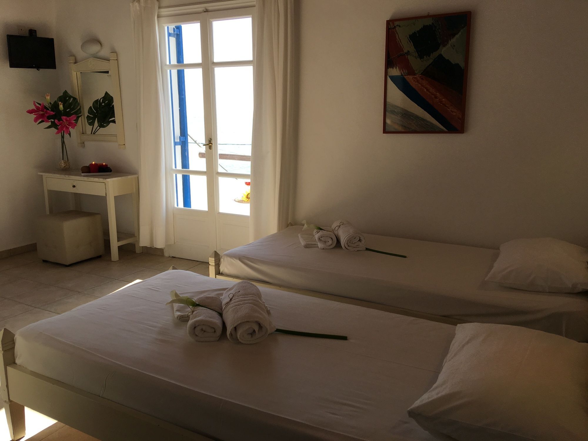 Megas Hotel