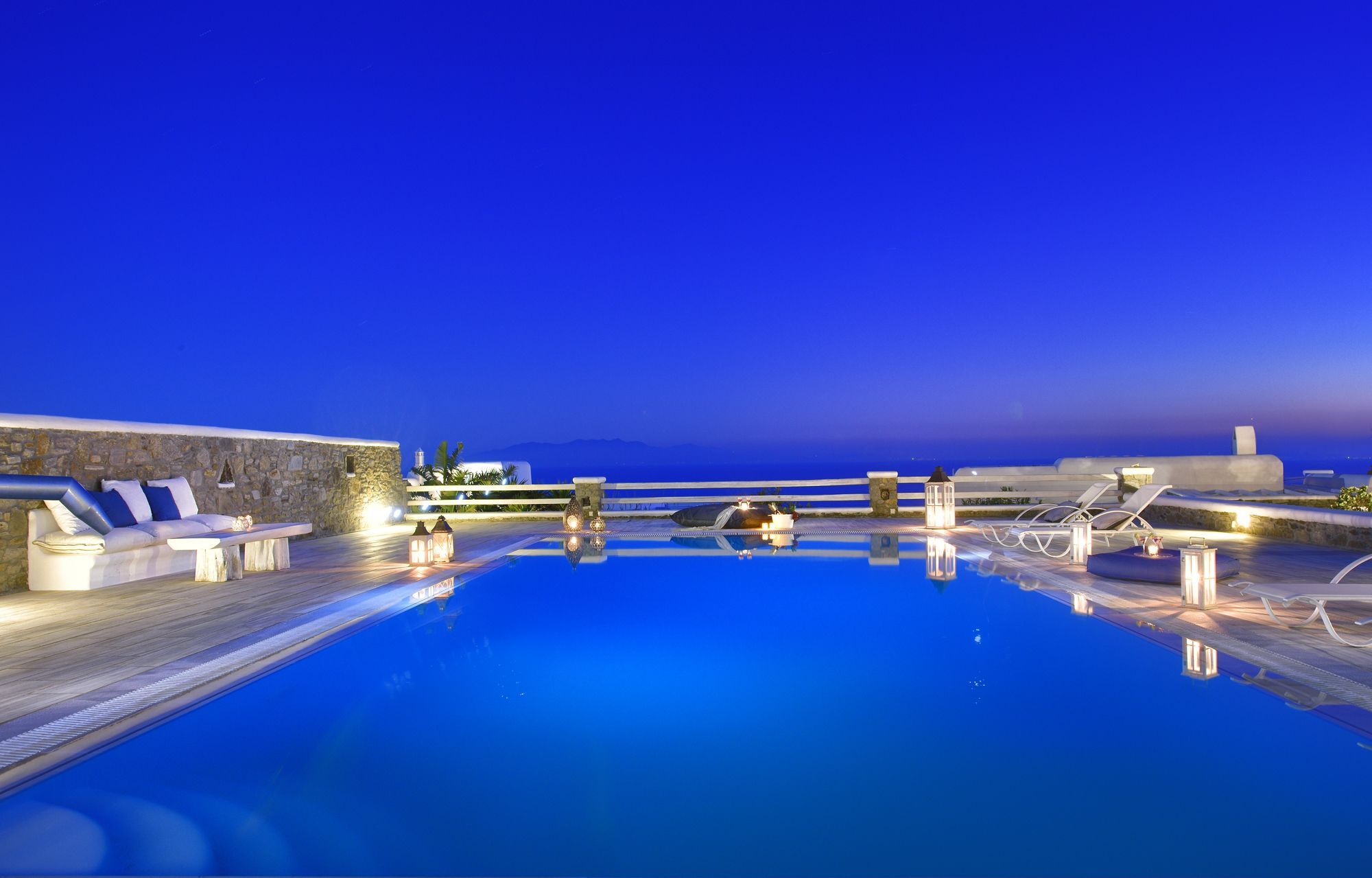 Azzuro * Super Paradise Beach (Mykonos)