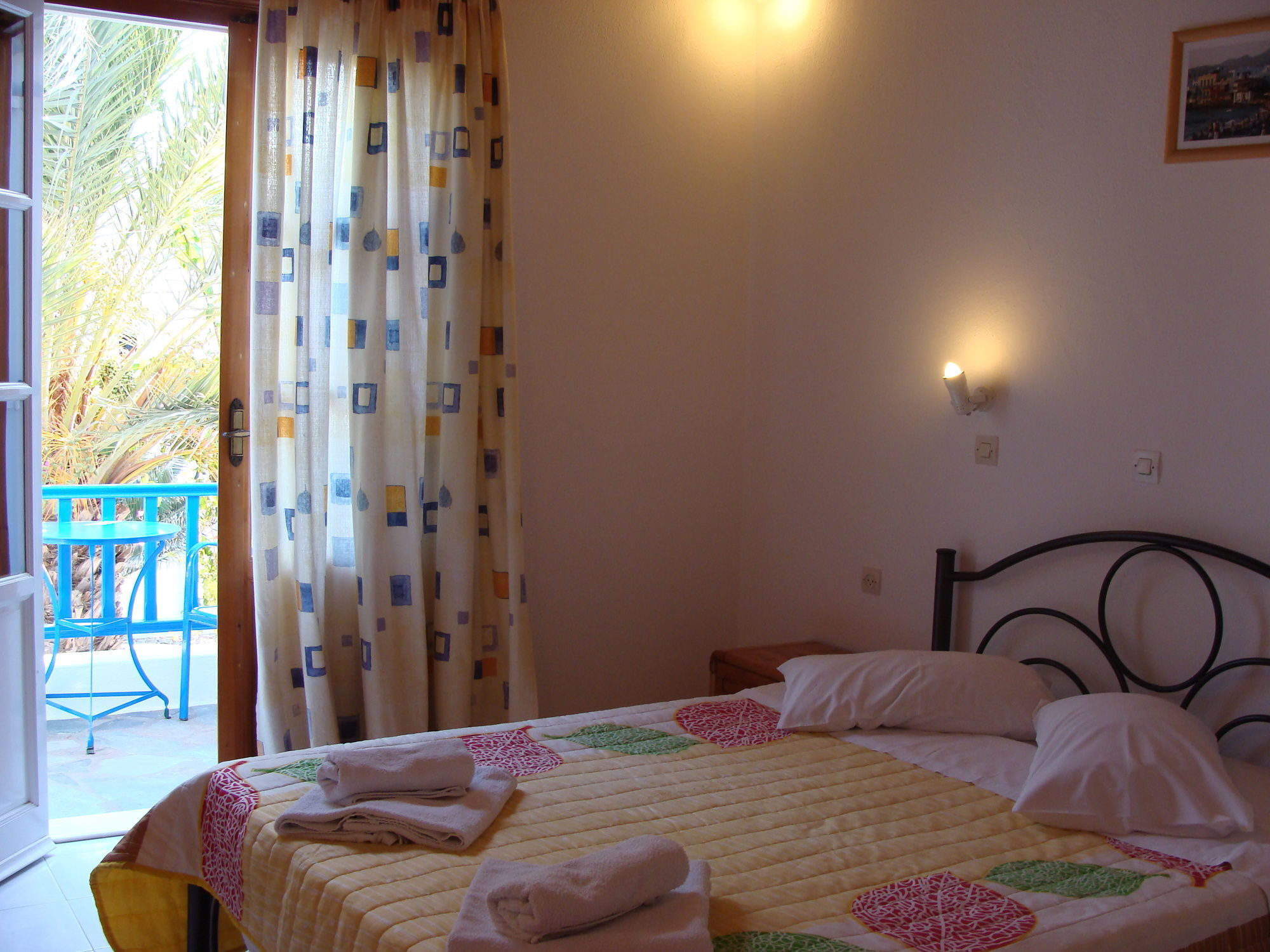 Aparthotel Anemos