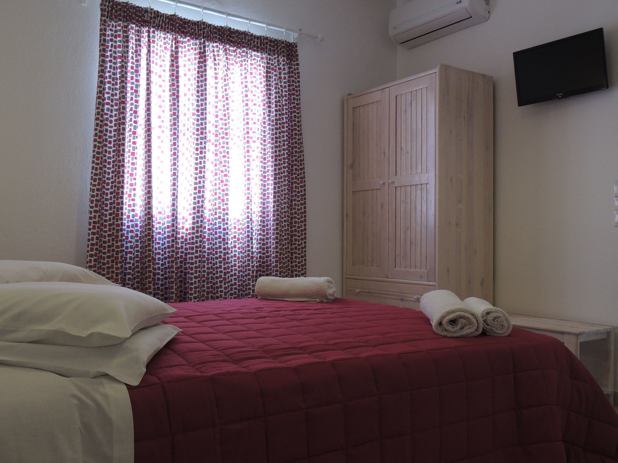 Anemos Aparthotel
